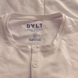 Henley Drop-Cut: LUX - White - LUX